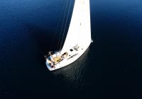 bateau à voile mer bleue voiles elan 45 impression voilier